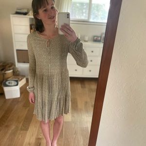 EUC Carly Jean Dress